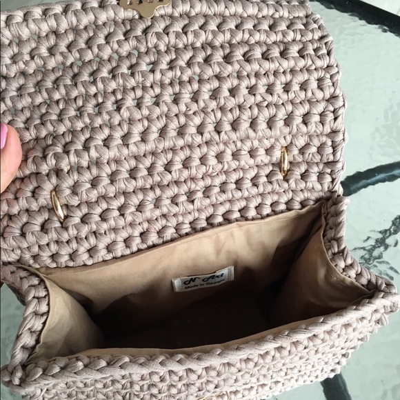 Handbag - Picture 2 of 3